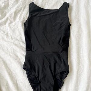 Black Eleve Dancewear open back Leotard